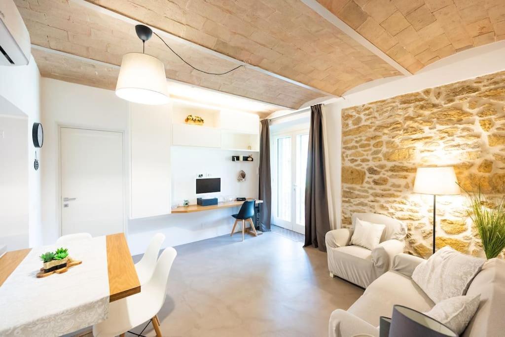 Appartamento Il Poggino Colle Val D'Elsa Exterior foto